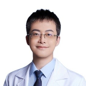 何汶璁